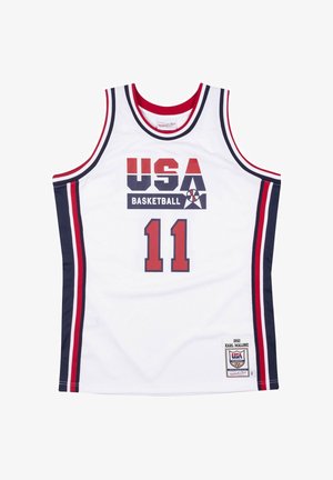 Maglia da basket bianca USA con rifiniture rosse e blu navy, numero 11 e etichetta con il nome Karl Malone 1992 in basso.