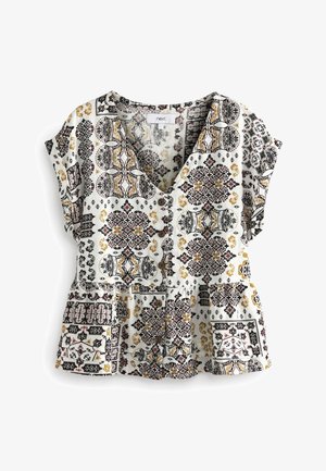 Korte mouwen V-hals blouse met knopen aan de voorkant, met een multicolor paisley- en geometrisch patroon in zwart, goud en bordeauxrood op witte stof.