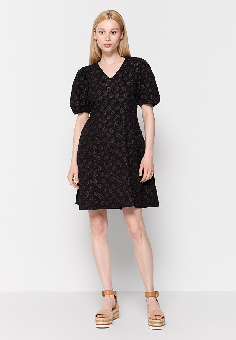 Selected Femme Jurk zwart Selected Femme Jurk zwart