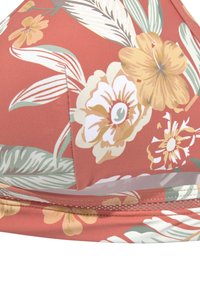 Kwiatowy biustonosz bikini na koralowym tle, z żółtymi, białymi i zielonymi kwiatami. Gładki materiał o usztywnionym, trójkątnym kroju.