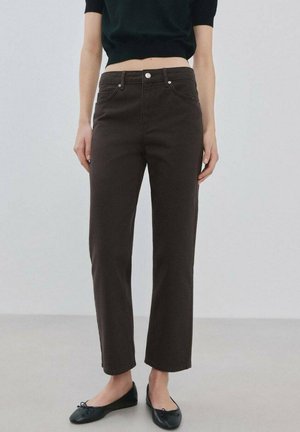Vaqueros rectos - chocolat