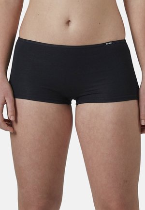 Schwarze Boxershorts aus Baumwolle mit glatter Textur, ausgestattet mit einem schlichten elastischen Bund, der mit "SKINY" beschriftet ist. Einfaches, figurbetontes Design.
