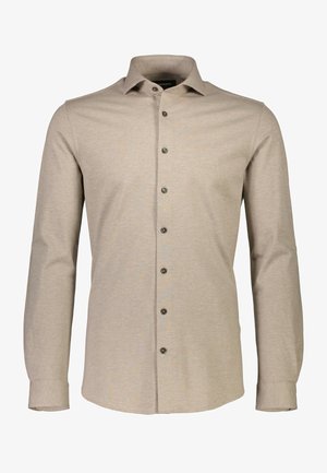 Lichtbeige langemouwen shirt van textuurstof, met een klassieke kraag, knopenlijst aan de voorkant en donkere knoopaccenten.