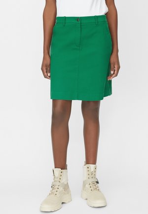 Falda acampanada - green