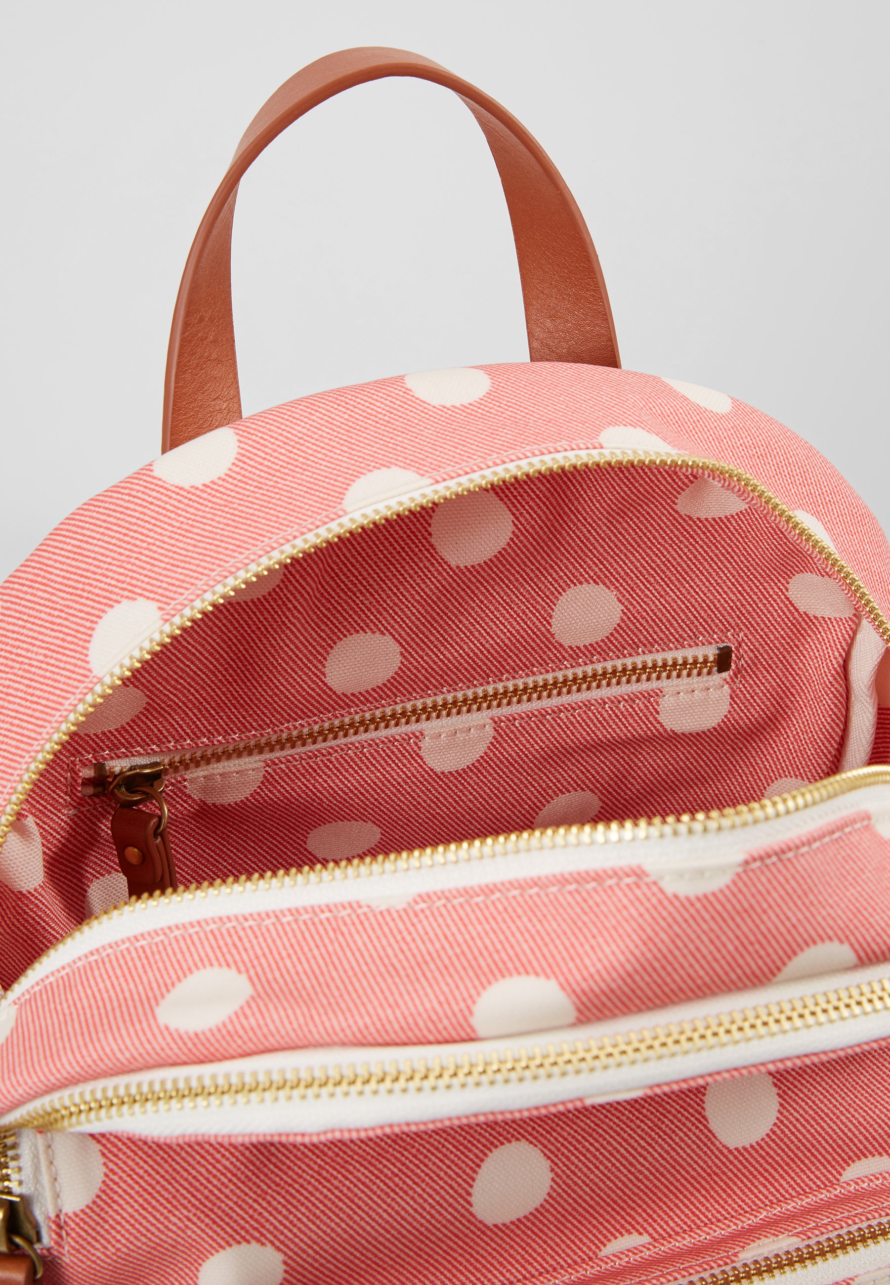 brampton small pocket backpack