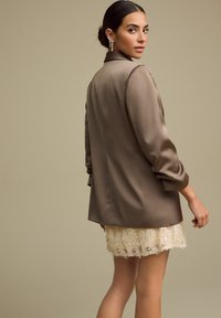 Next RUCHED SLEEVE - REGULAR FIT - Sacou - khaki green