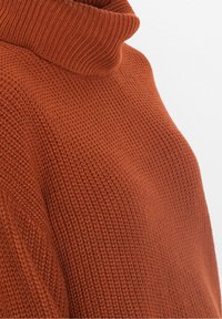 bonprix Stickad tröja - brown