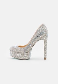 Chaussures à Talons BETSEY JOHNSON Femmes 8.5 - Noires, Compensées, Strass, Neuf Sans Boîte