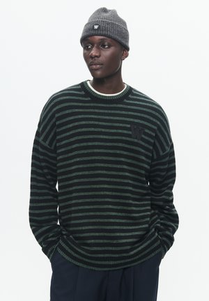 TYA LOGO STRIPED BOXY KNIT PULLOVER - Striktrøje - nature green