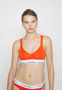 Calvin Klein Underwear PADDED BRALETTE ICON COTTON MODAL - Steznik - spicy orange