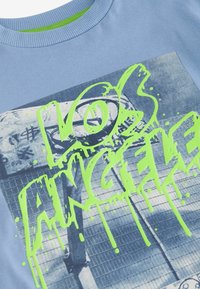 Next RELAXED FIT SHORT SLEEVE GRAPHIC STANDARD - Triko s potiskem - blue skate photo