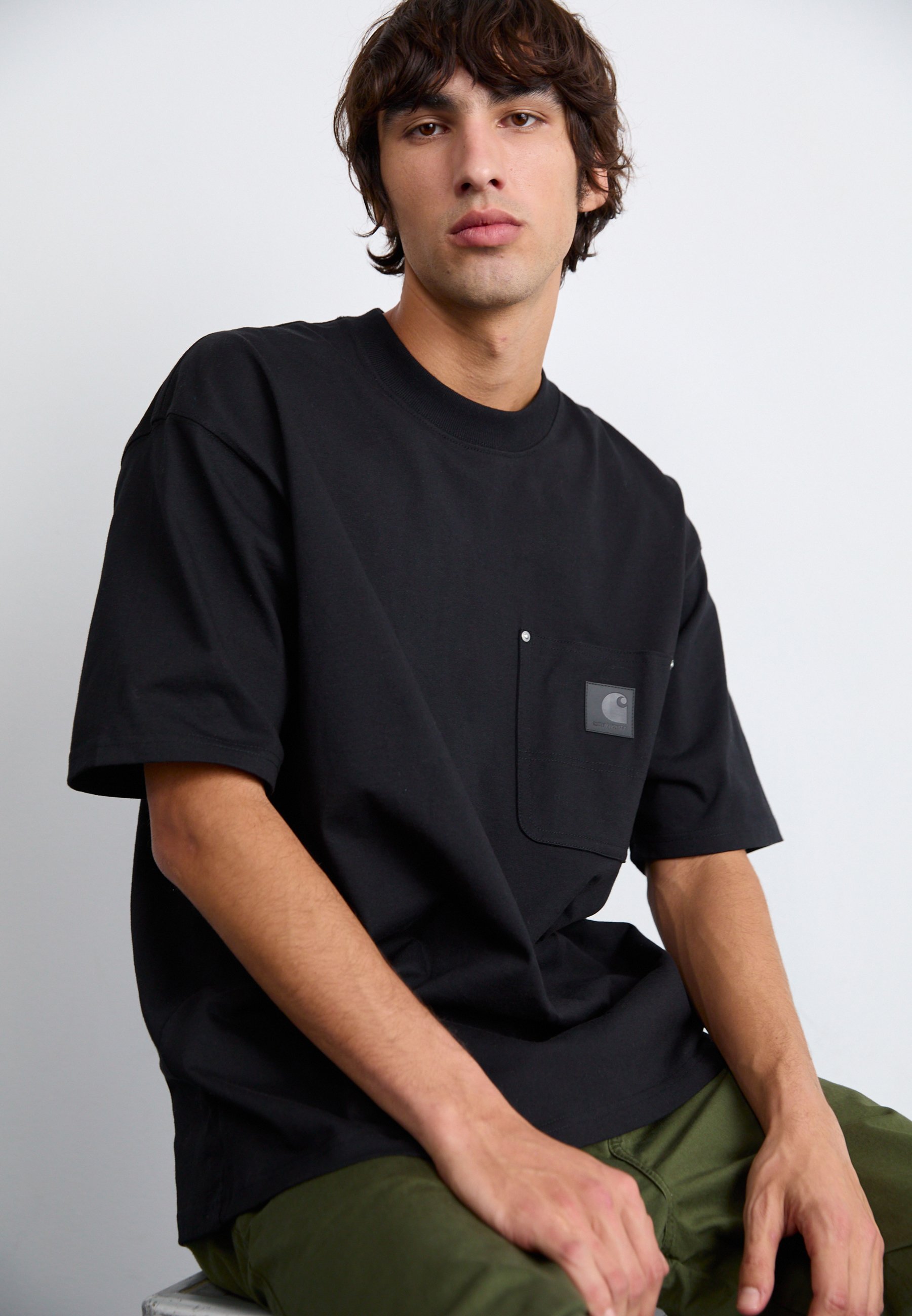 ★ドイツ発*carhartt WIP*新作*Eldon Pocket バギーTシャツ/BT★ Carhartt WIP Eldon Men's Pocket Baggy T-Shirt White I034365