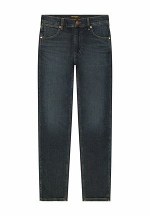 Dunkelblaue Wrangler-Jeans mit geradem Bein, vorderen Taschen, Gürtelschlaufen, Knopfverschluss und dezenter Waschung an Oberschenkeln und Knien.