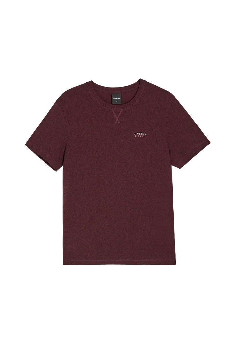 Bordowa koszulka z krótkim rękawem z miękkiego materiału, z okrągłym dekoltem i małym białym logo na piersi.