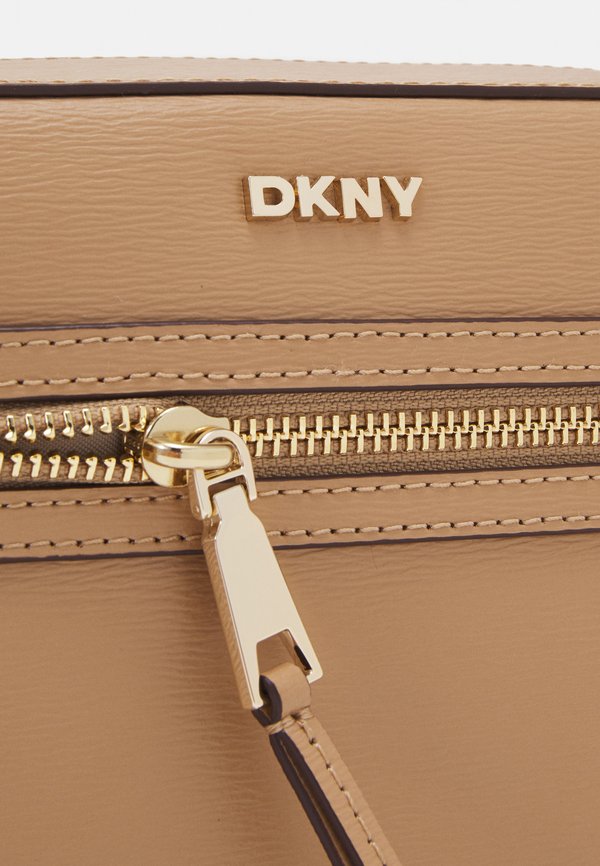 BRYANT AVE CAMERA BAG - Cross body bag - cappuccino2