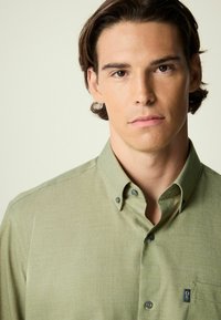 Next BUTTON DOWN OXFORD FIT - REGULAR FIT - Camisa - green marl