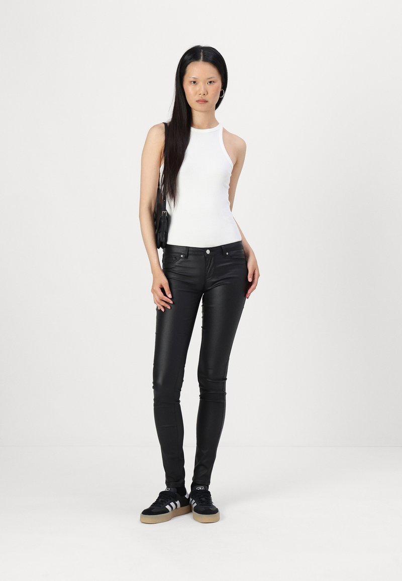 ONLY Leder & Lederimitathosen für Damen ONLY Leder & Lederimitathosen für Damen