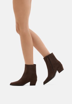 TEXAN STYLE - Classic ankle boots - brown