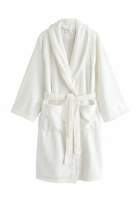 Balts, vafeļveida tekstūras halāts ar šalle apkakli, garām piedurknēm un divām priekšējām kabatām. Komplektā ir piestiprināma josta aizvēršanai.