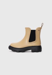 RUBBER FLAG CLEATED RAINBOOT - Regenlaarzen - safari