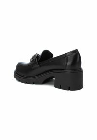 XTI Zapatos sin cordones - black