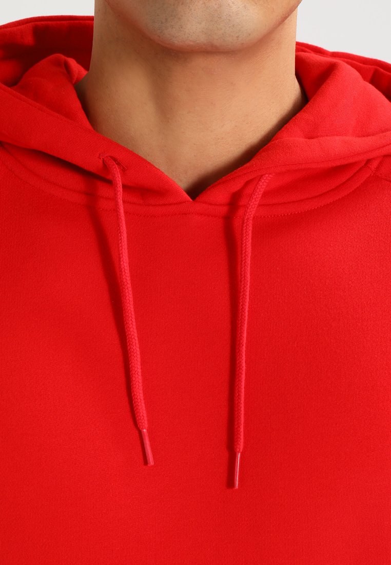 red blank hoodie
