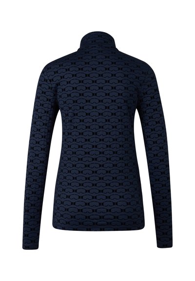 Tmavě modrý top s dlouhým rukávem a vysokým límcem, zdobený vzorem opakujících se brýlí, zdůrazňující hladkou texturu a přiléhavý střih.