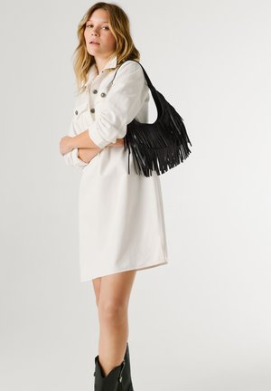 Pepe Jeans THEODORA - Handtasche - black