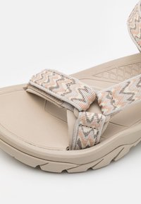 Teva TERRA FI 5 UNIVERSAL - Tursandaler - beige