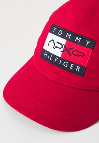 Tommy Hilfiger F1 MOVIE CAP 2 UNISEX - Gorra - primary red