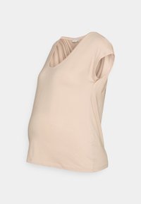 T-shirt de maternidade rosa claro, mangas curtas, design em V, tecido macio, ajustado na barriga, textura suave, sem padrões ou acessórios visíveis.