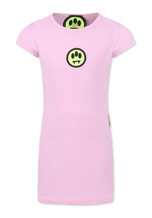 Abito di cotone rosa con maniche corte. Presenta una grafica circolare di un sorriso nero e verde neon al centro. Design semplice, vestibilità casual.