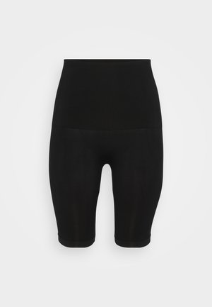 Μαύρες ποδηλατικές σορτσάκια με ψηλή μέση, φτιαγμένα από ελαστικό ύφασμα, με απαλό άγγιγμα και μήκος μέχρι το γόνατο. Χωρίς ορατά σχέδια ή διακοσμήσεις.