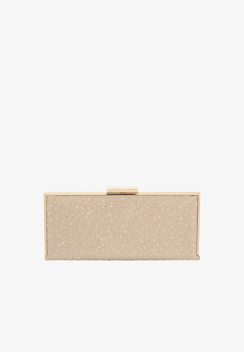 Beige rechthoekige clutch met een gestructureerd oppervlak met kleine verhoogde stippen. Goudkleurige clasp aan de bovenkant. Gladde randen en een minimalistisch ontwerp.