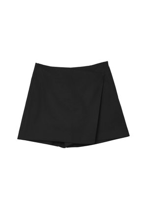 Schwarzer Skort mit Wickeldesign, aus einem glatten Material gefertigt. Mit einem verdeckten Reißverschluss und einem sauberen Saum für einen maßgeschneiderten Look.