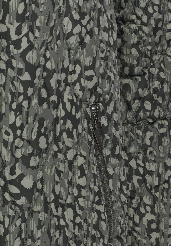 FRBAQUILT - Winter coat3