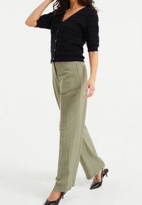 WE Fashion Cardigan - black