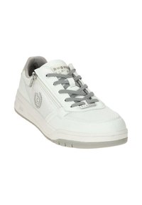 Weiße Ledersneaker mit grauen Mesh-Akzenten, runder Zehenpartie, strukturiertem Obermaterial, flacher Gummisohle und einem seitlichen Reißverschluss für einfachen Zugang.