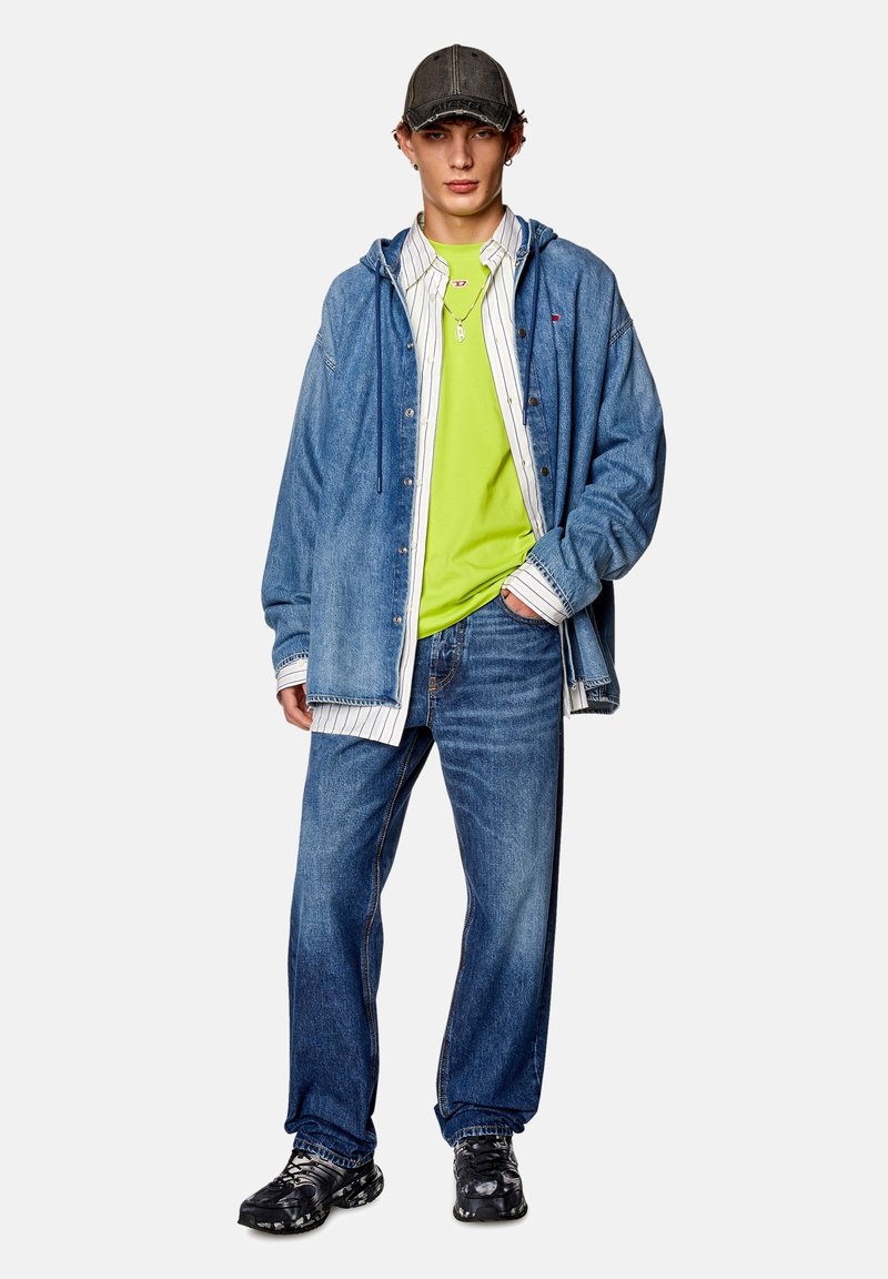 Diesel Jeans Tapered Fit blauw denim/bluedenim Diesel Jeans Tapered Fit blauw denim/bluedenim