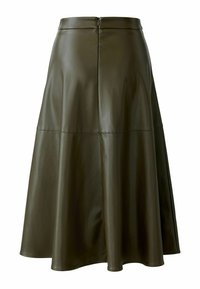 Jupe en cuir vert olive au design évasé, avec une fermeture éclair à l'arrière et des coutures sans soudure, mettant en avant une texture lisse et brillante.