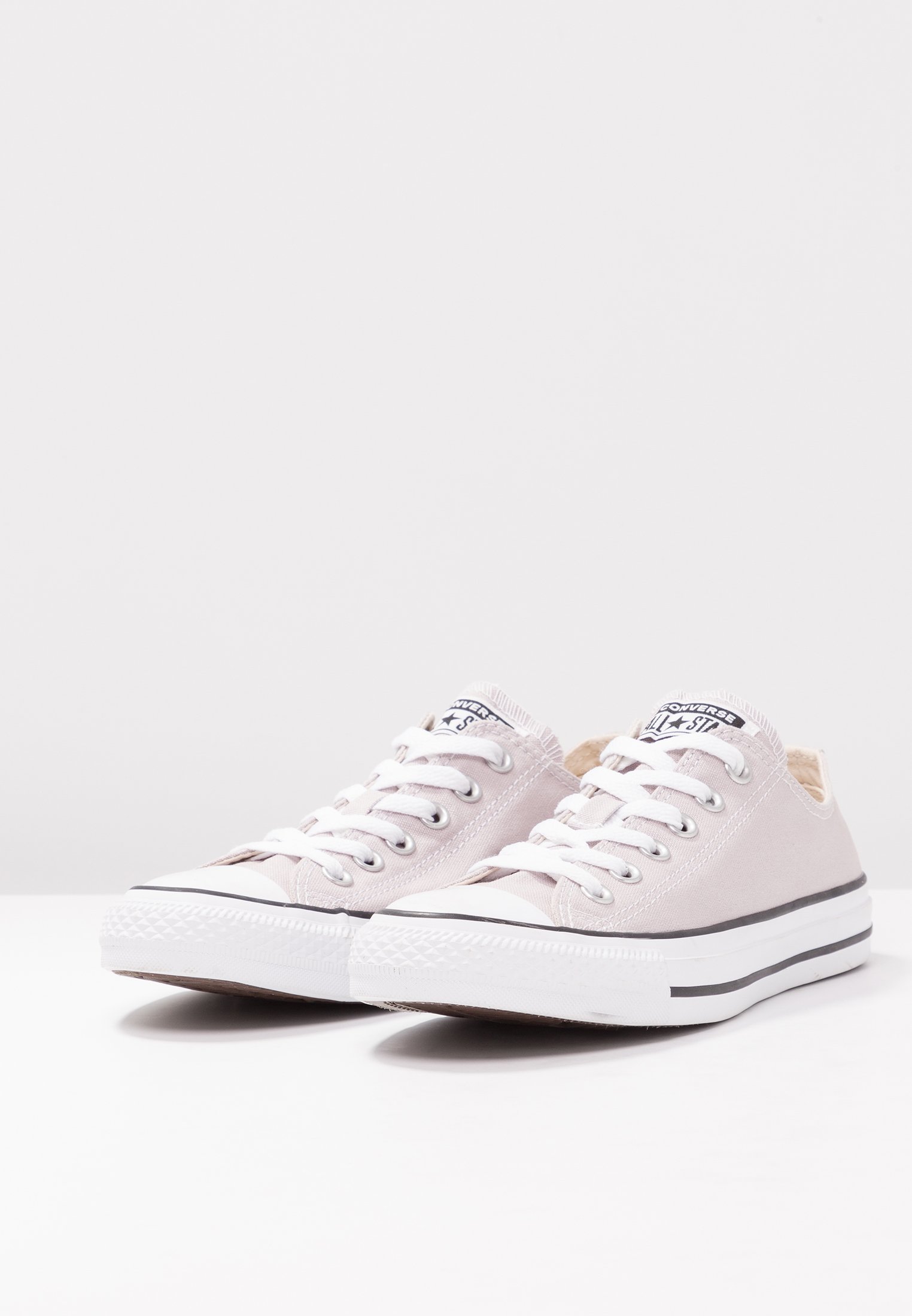 converse basse grosse semelle
