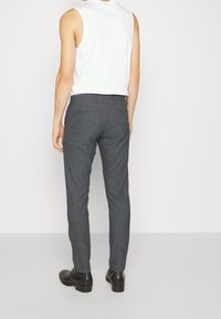 NN.07 Pantaloni - grey