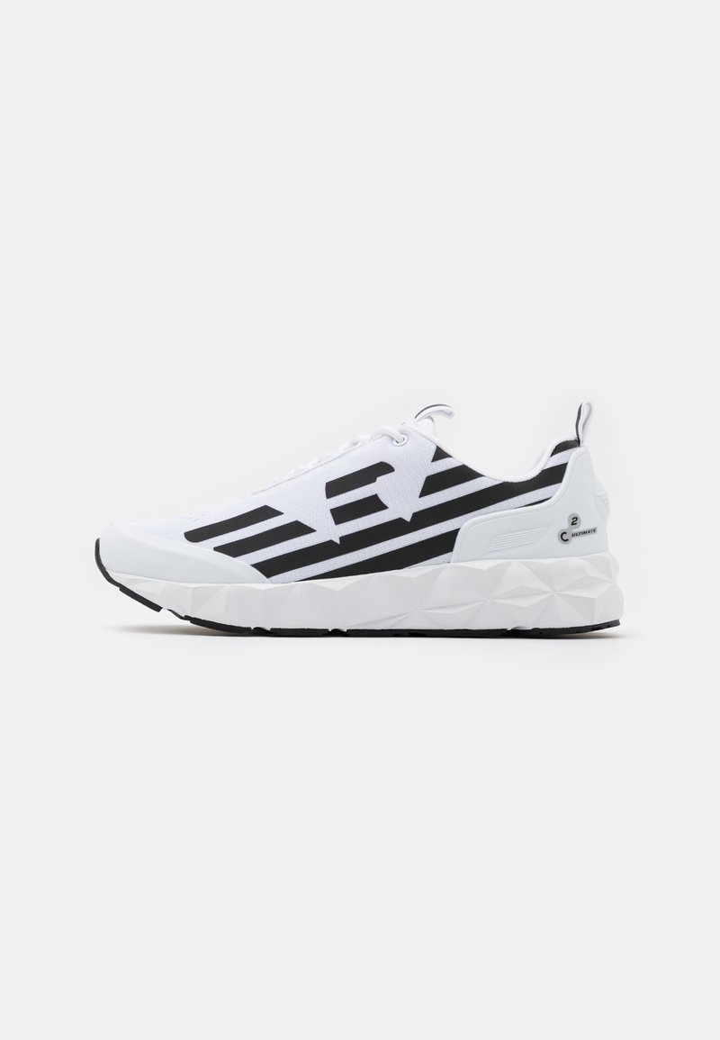 EA7 Emporio Armani ULTIMATE KOMBAT UNISEX - Sportcipő - white/black