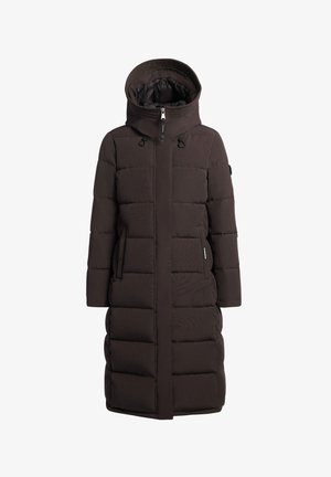 Pikk, polsterdatud mantel tumepruunist kangast. Omab kapuutsi, esist zipper'it ja kahte küljetaskut. Horisontaalne tikandimuster kogu ulatuses.