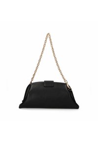 Borsa a spalla in pelle nera con una tracolla in catena dorata e chiusura a scatto. Design morbido e strutturato con una texture liscia e dettagli minimi.