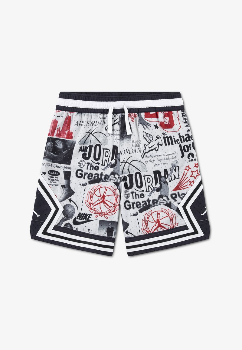 Shorts de basketball noirs, blancs et rouges ornés de graphiques, logos et textes inspirés de Michael Jordan, incluant les marques Nike et Air Jordan.