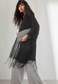 Next FRINGE LONGLINE - Kapper - black