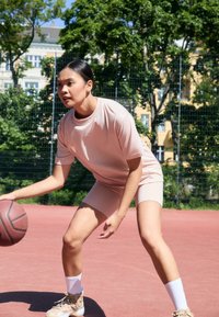 Jordan DIAMOND - T-shirt de sport - particle beige