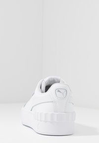 puma carina lift white