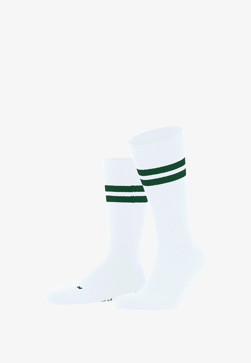 Calzini di cotone bianchi con due righe orizzontali verdi vicino alla parte superiore, texture a coste e punta rinforzata, adatti per un abbigliamento casual.